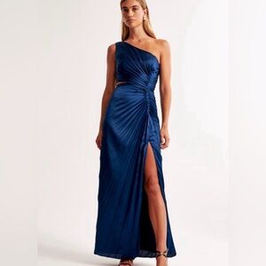 The A&F Giselle Pleated One-Shoulder Cutout Maxi Dress